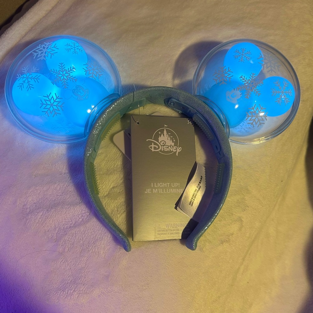 DISNEY HOLIDAY CHRISTMAS EARS